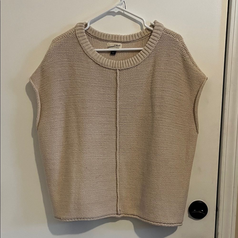 Universal Thread Women's Cream Sweater Vest
